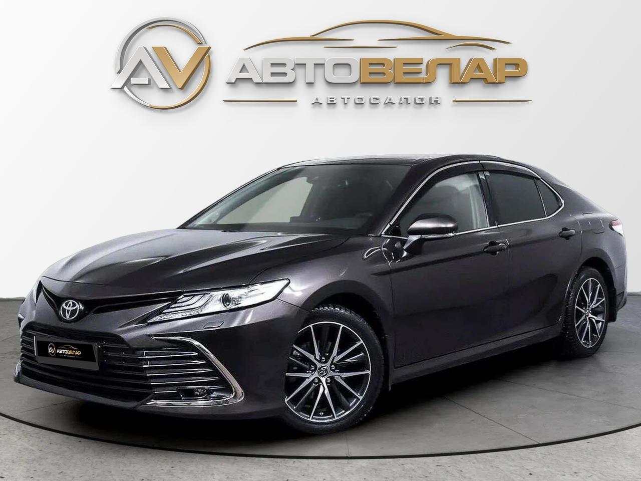 Toyota Camry 2021