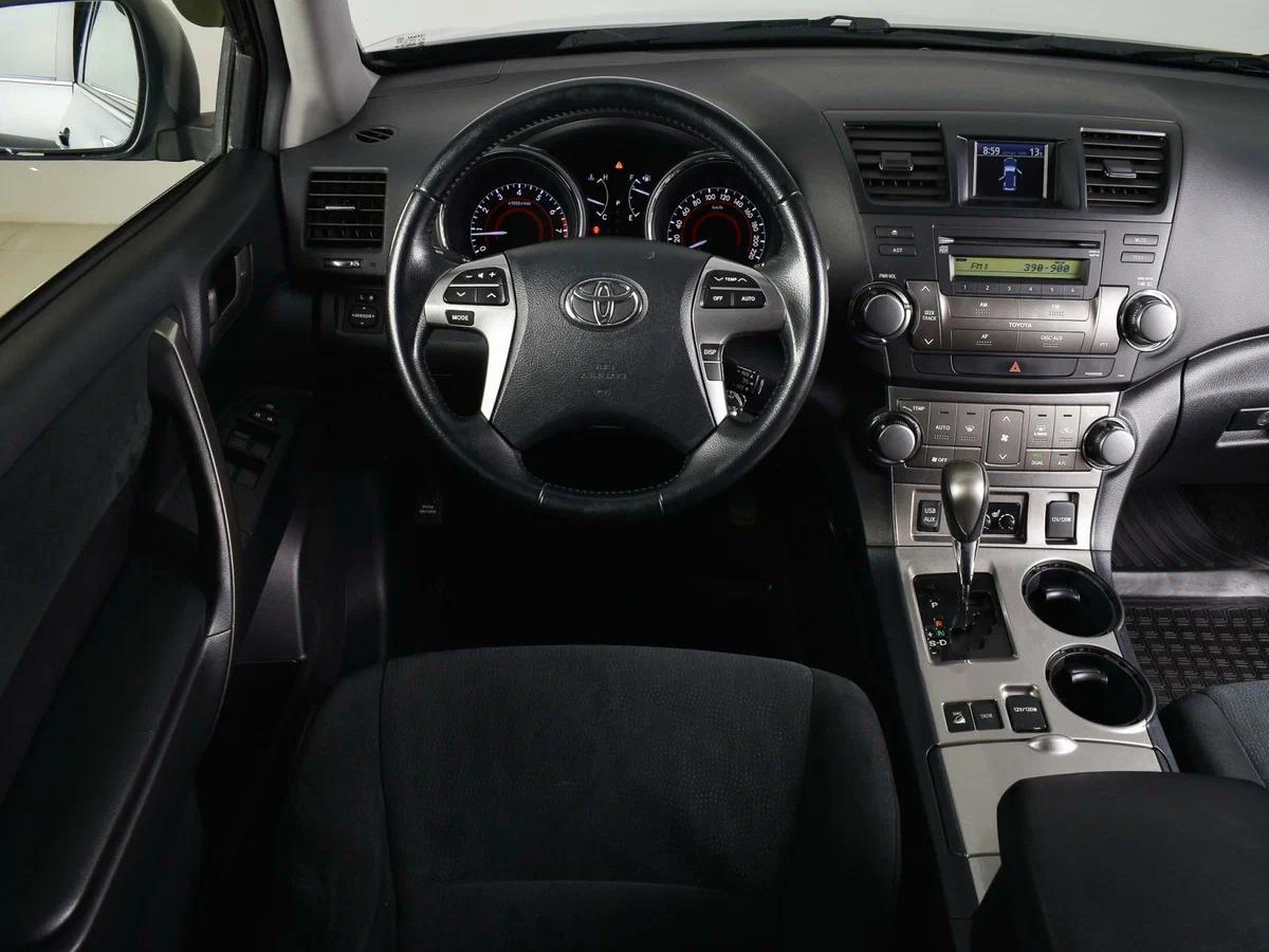 Toyota Highlander, 2013