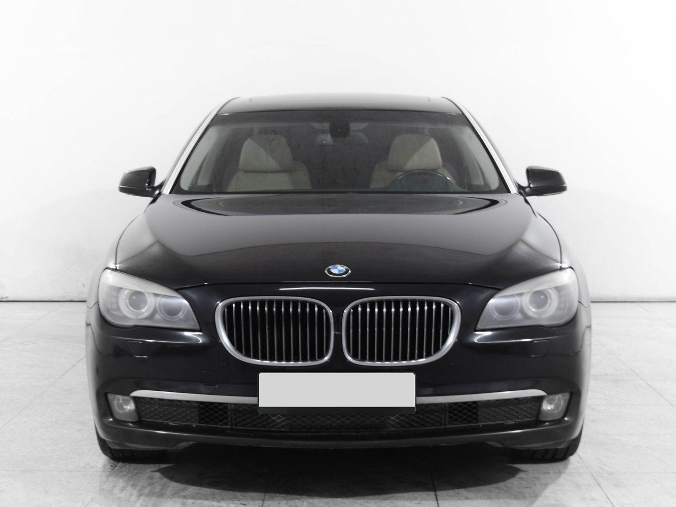 BMW 7 серии, 2010