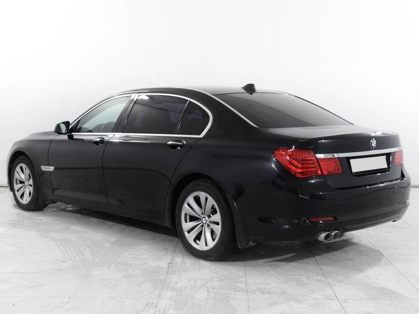BMW 7 серии, 2010