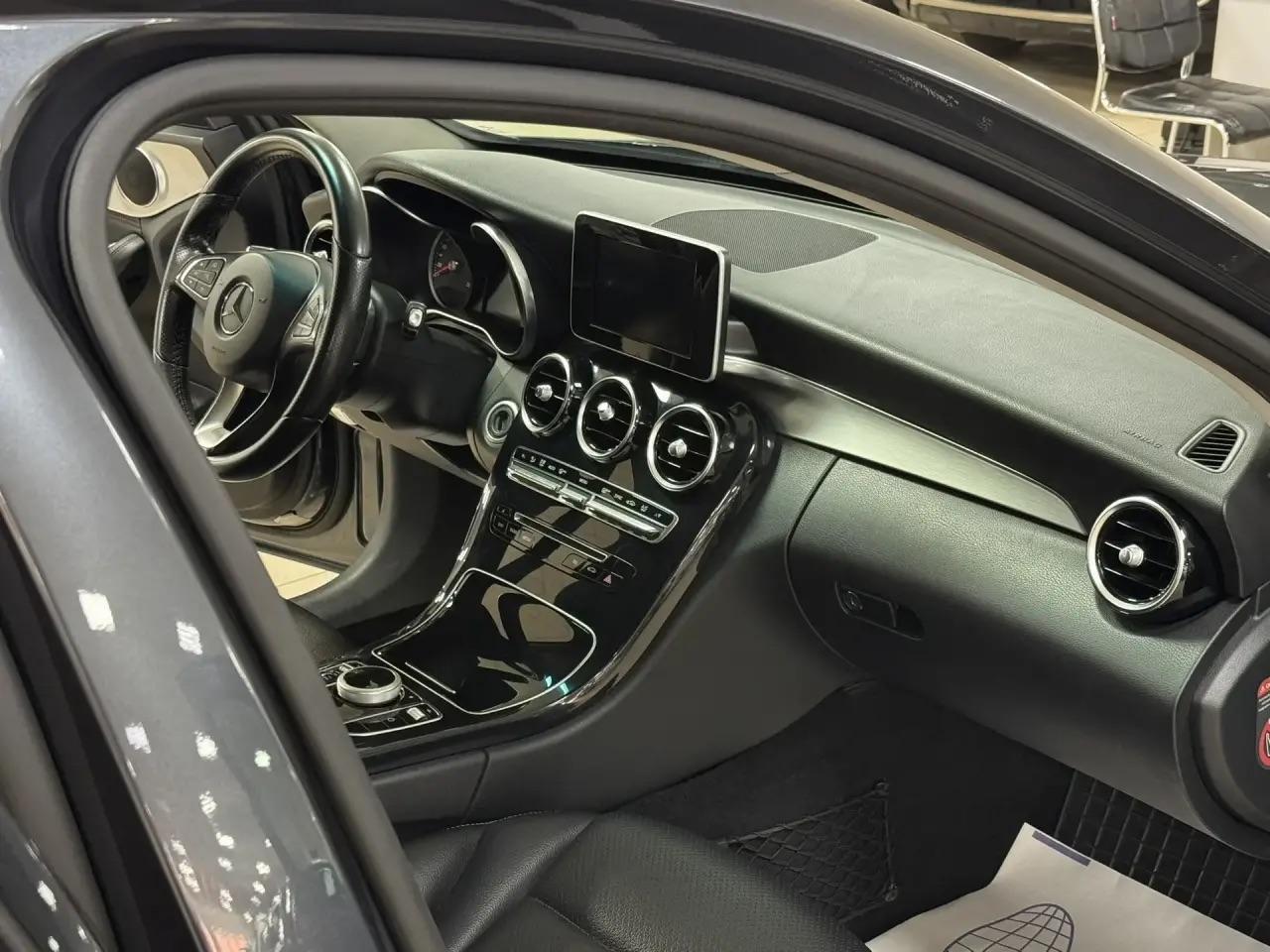 Mercedes-Benz C-Класс