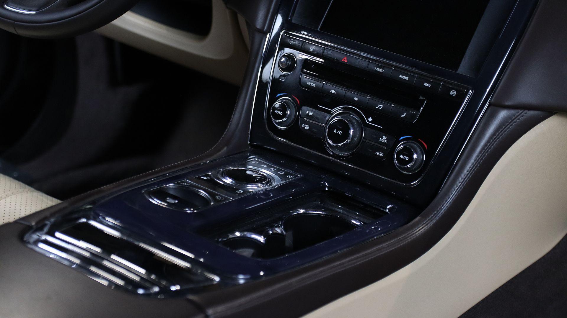 фото автомобиля 12