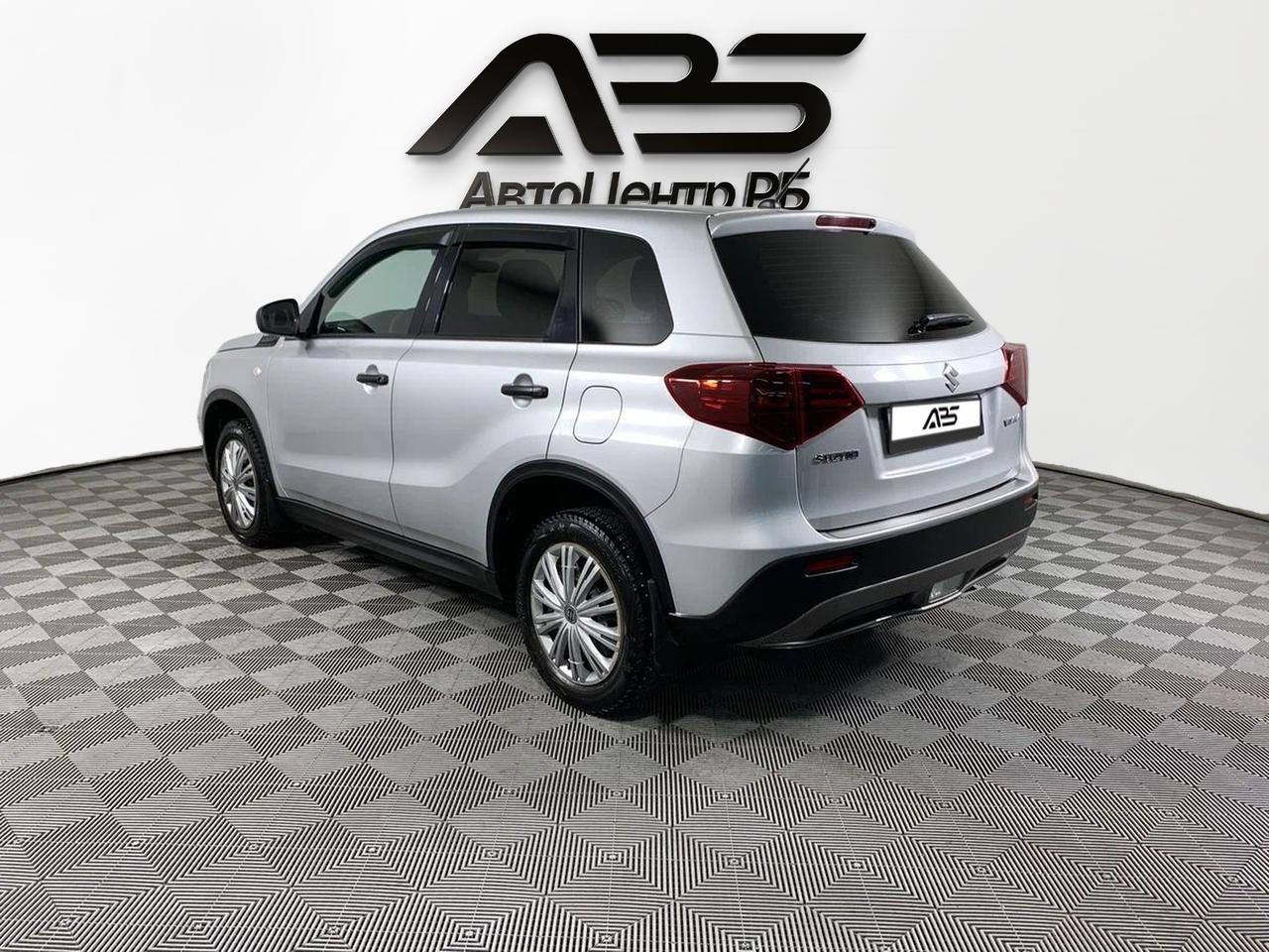 фото автомобиля 3