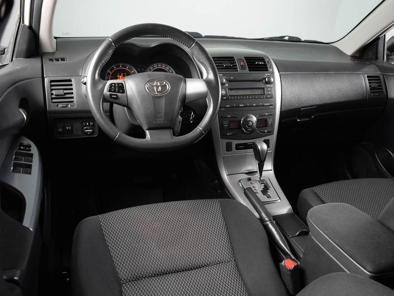 Toyota Corolla, 2013