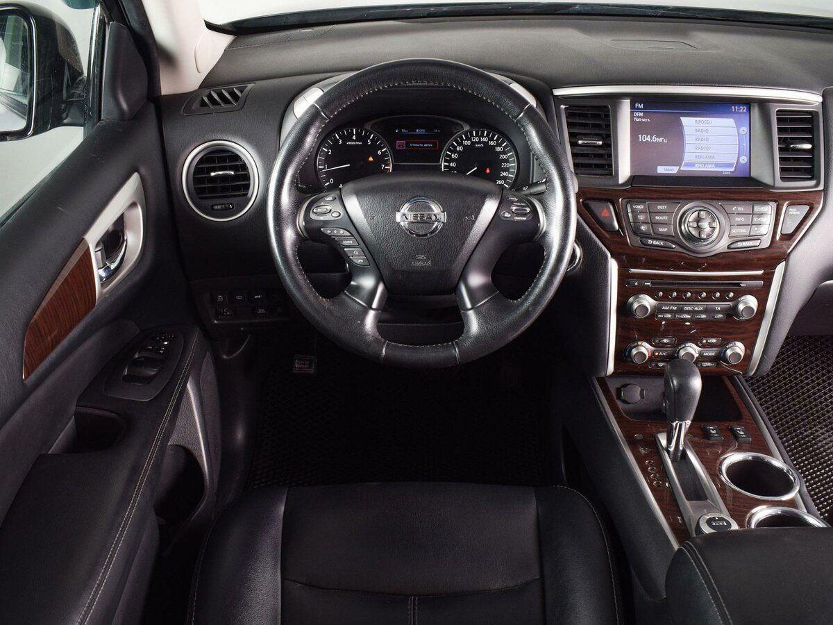 Nissan Pathfinder, 2015