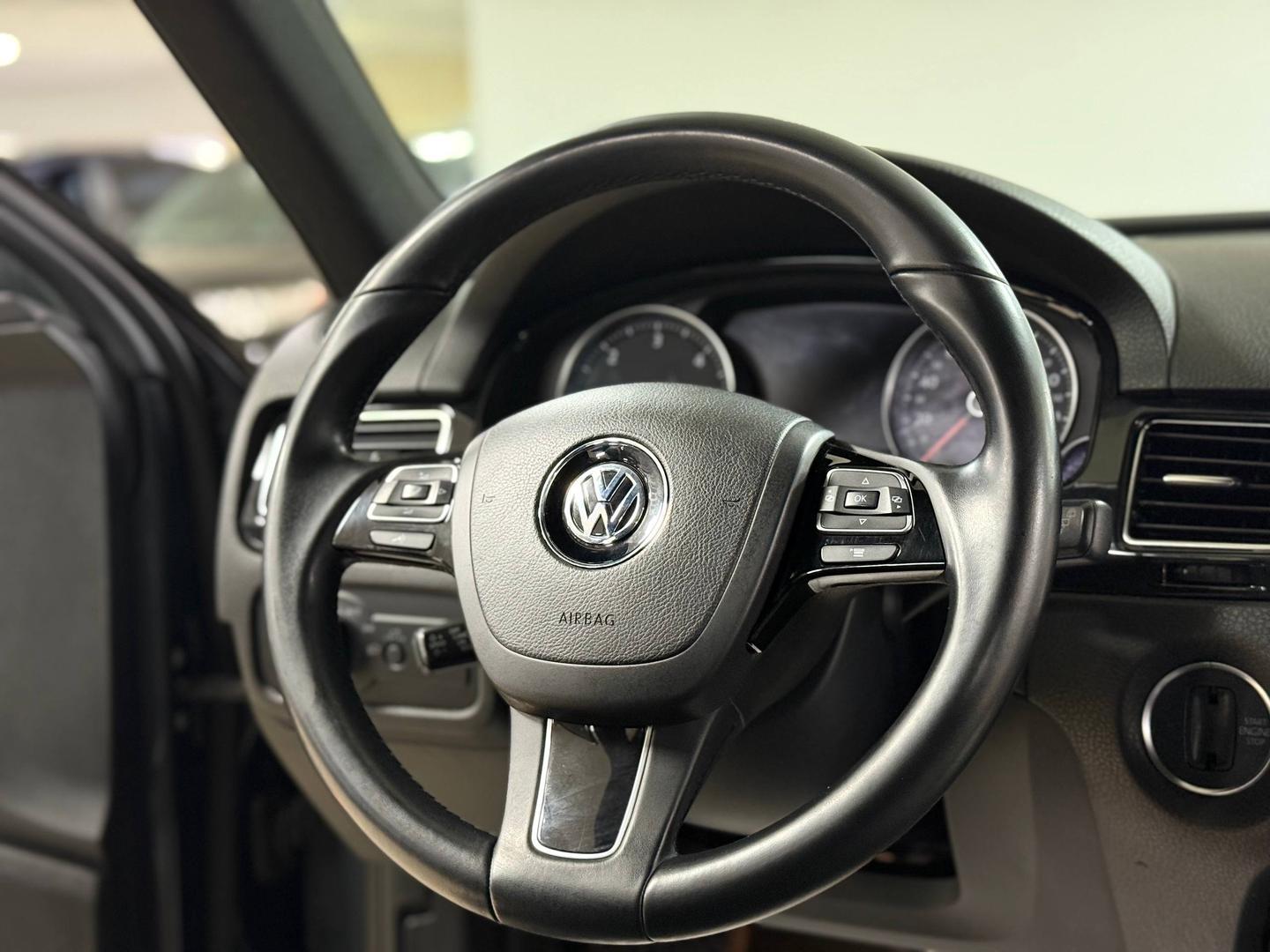 Volkswagen Touareg