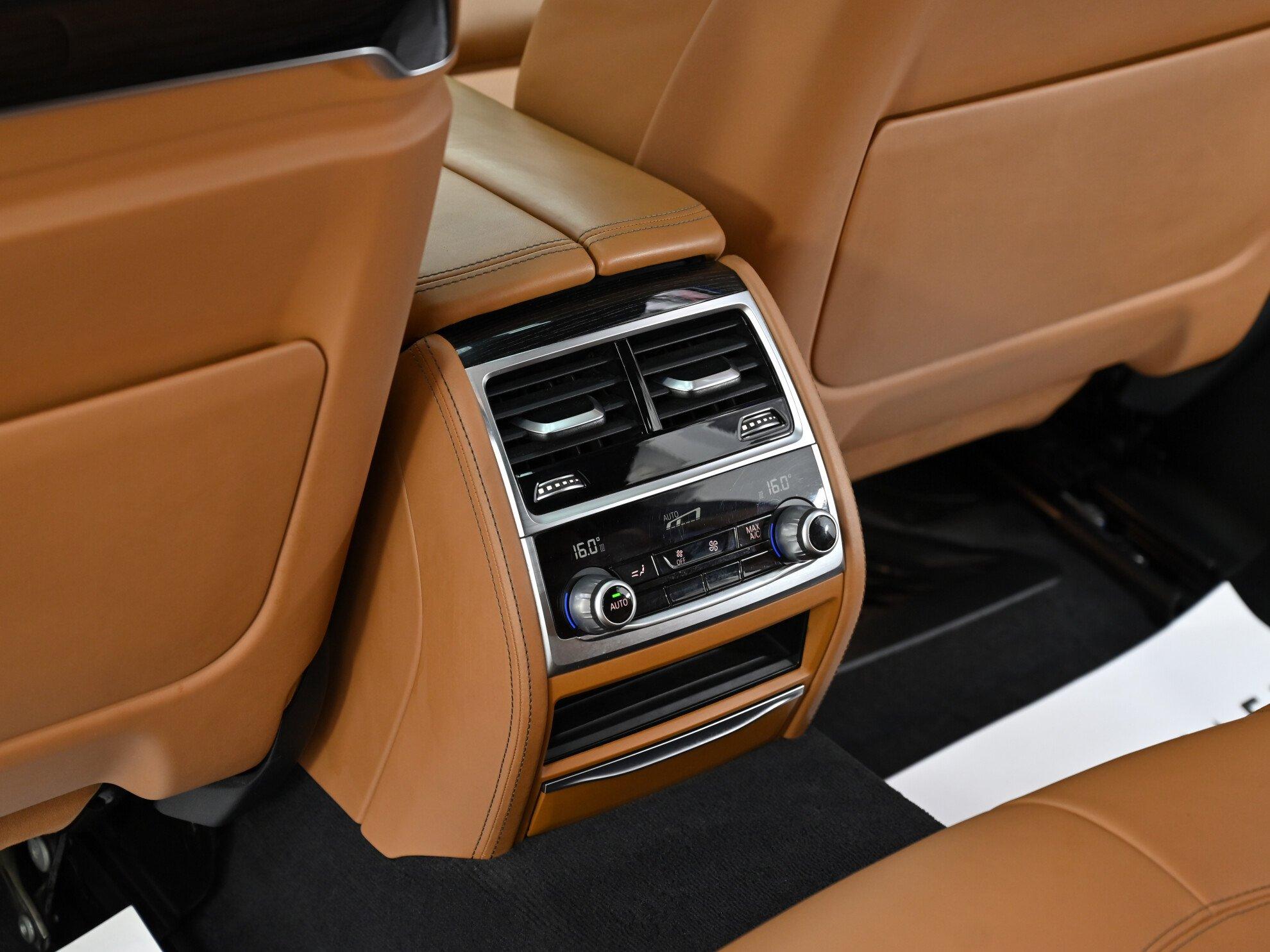 фото автомобиля 11