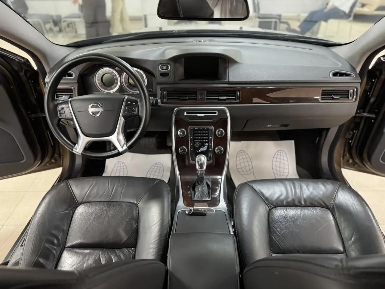 Volvo XC70