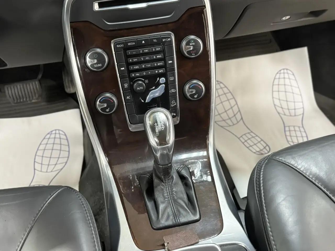 Volvo XC70