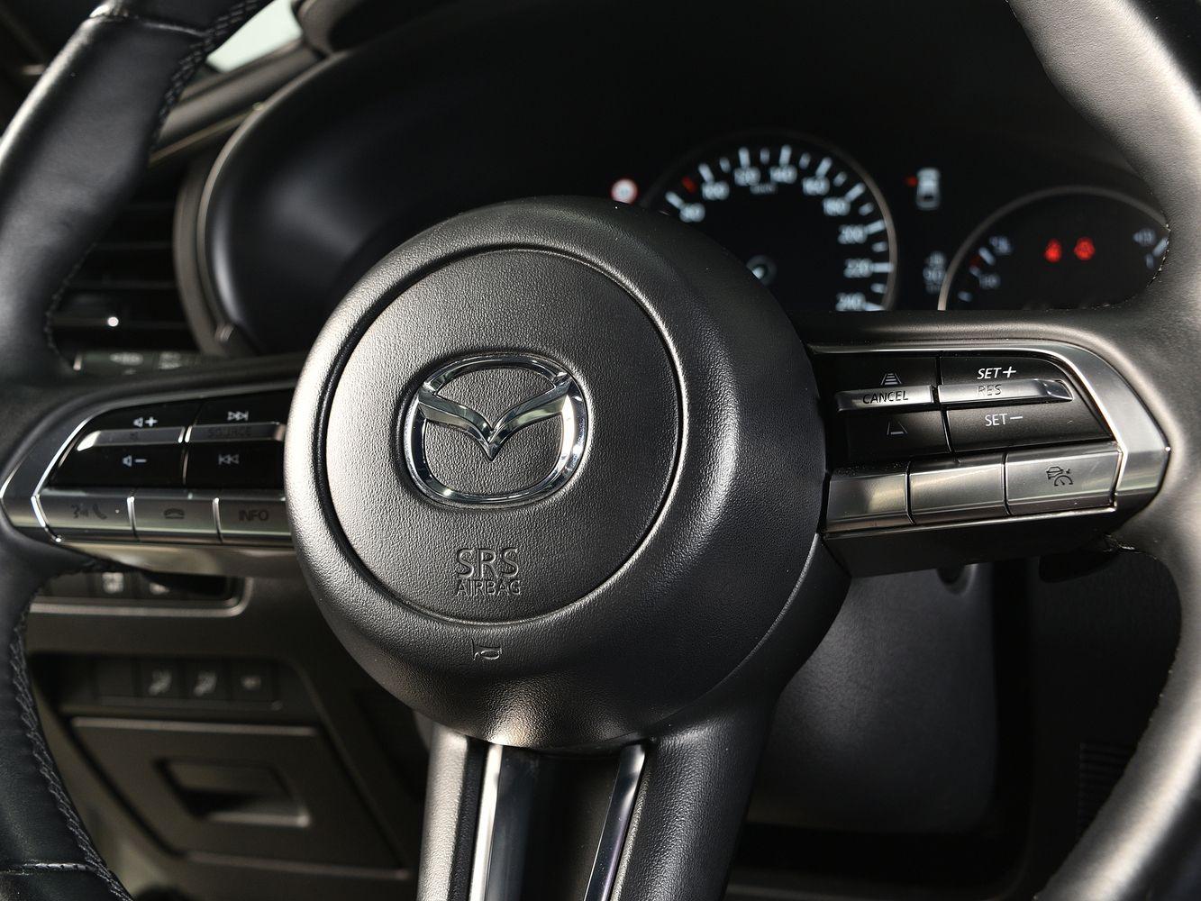 Mazda 3, 2022