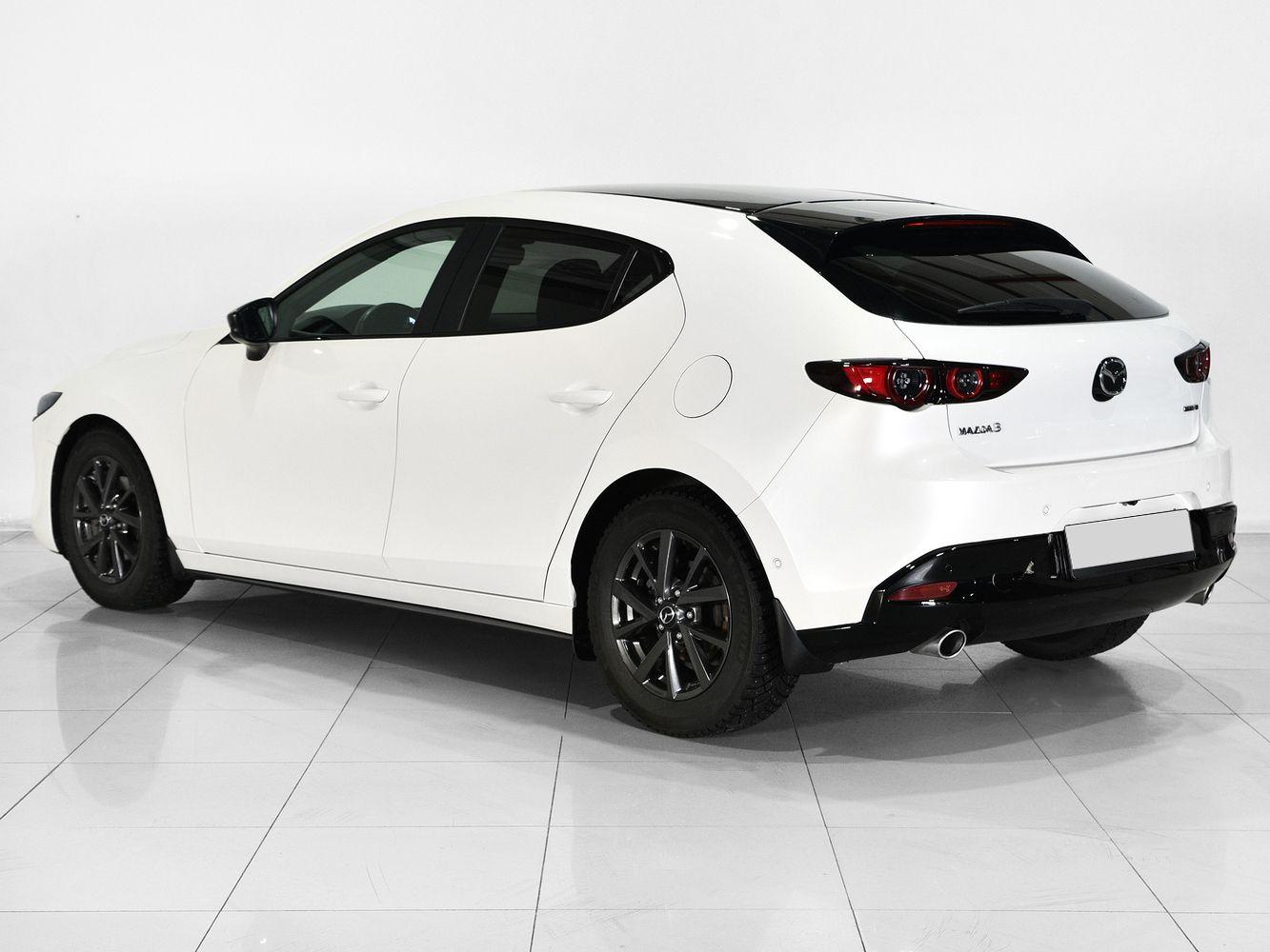 Mazda 3, 2022