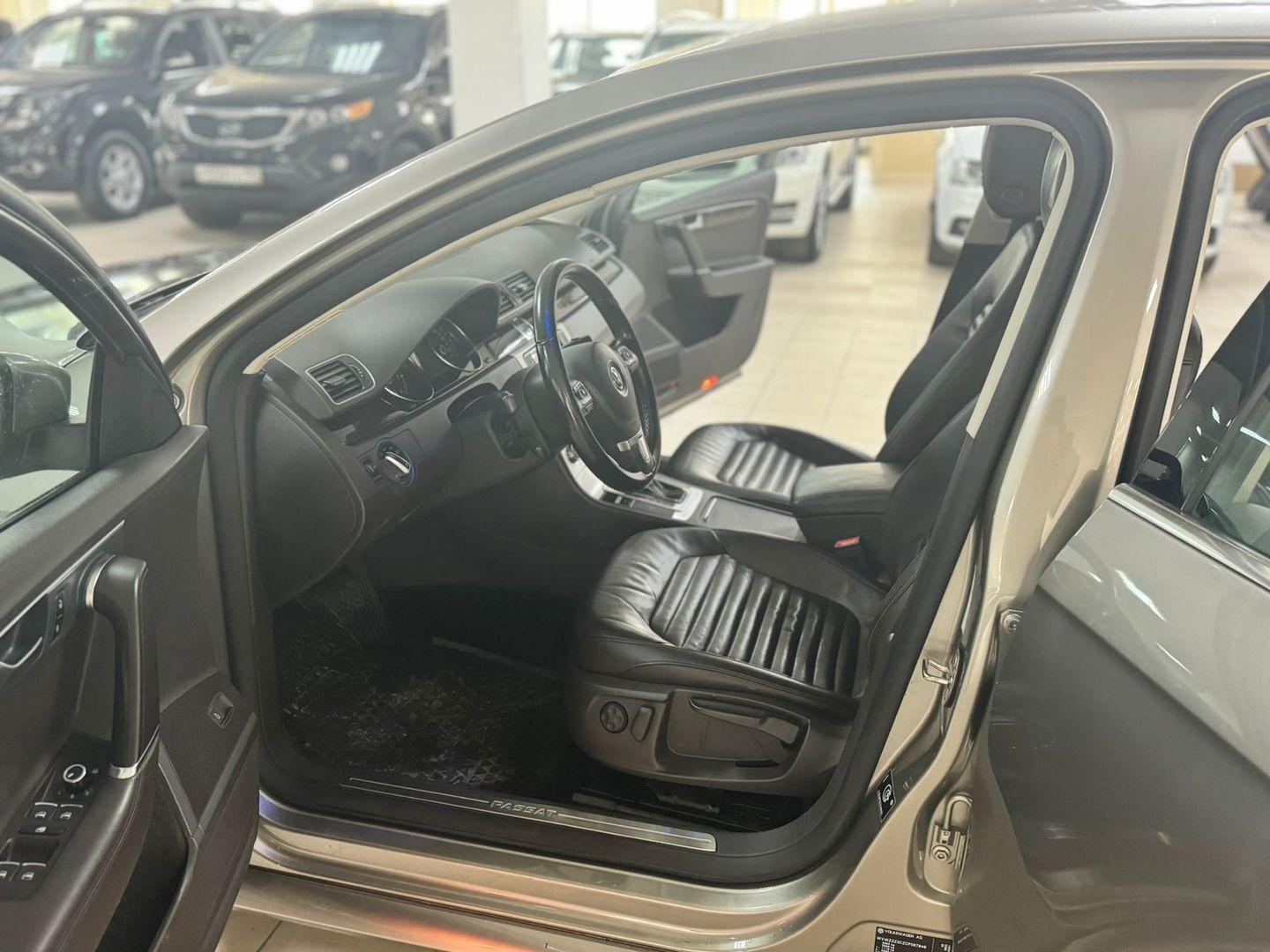 Volkswagen Passat