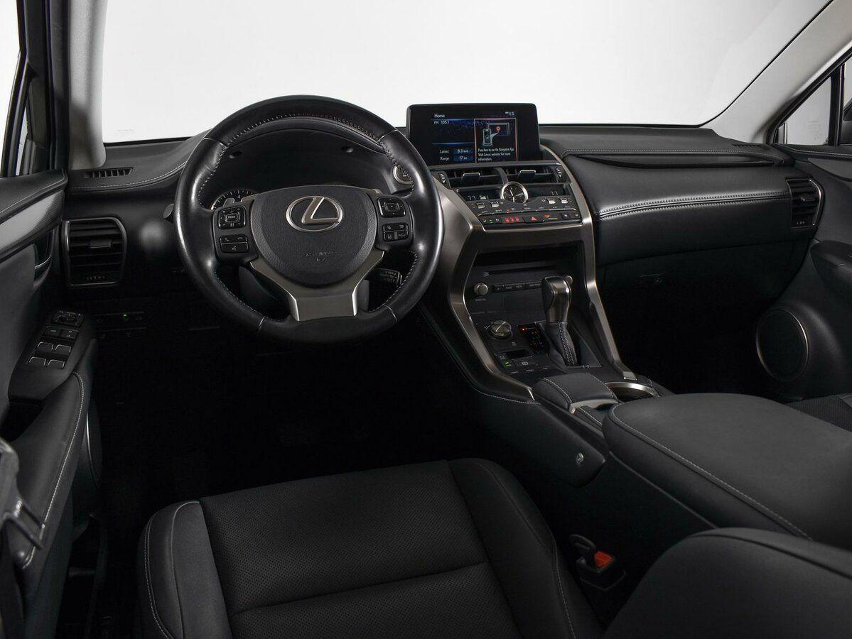 Lexus NX, 2018