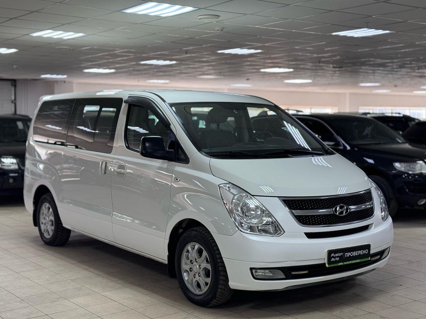 Hyundai Grand Starex