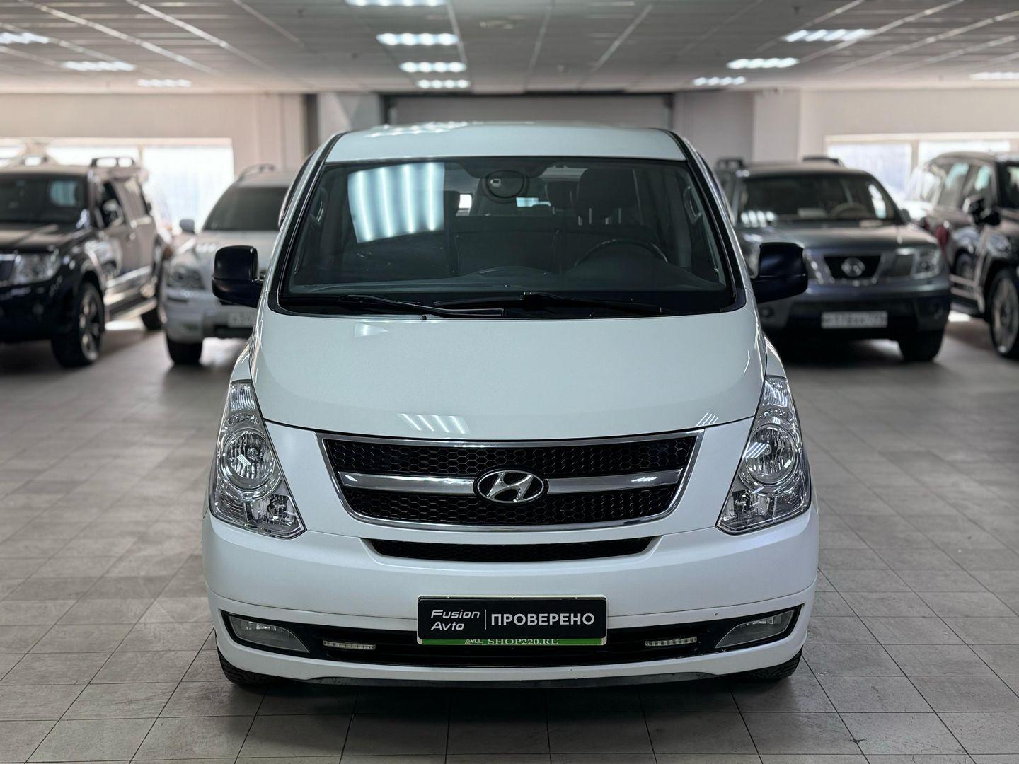 Hyundai Grand Starex