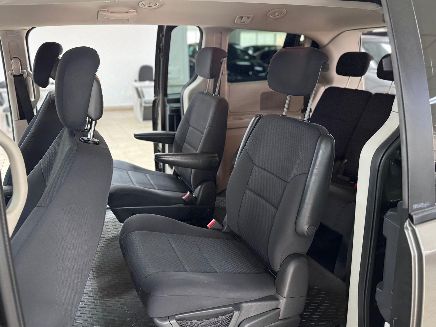 Dodge Caravan