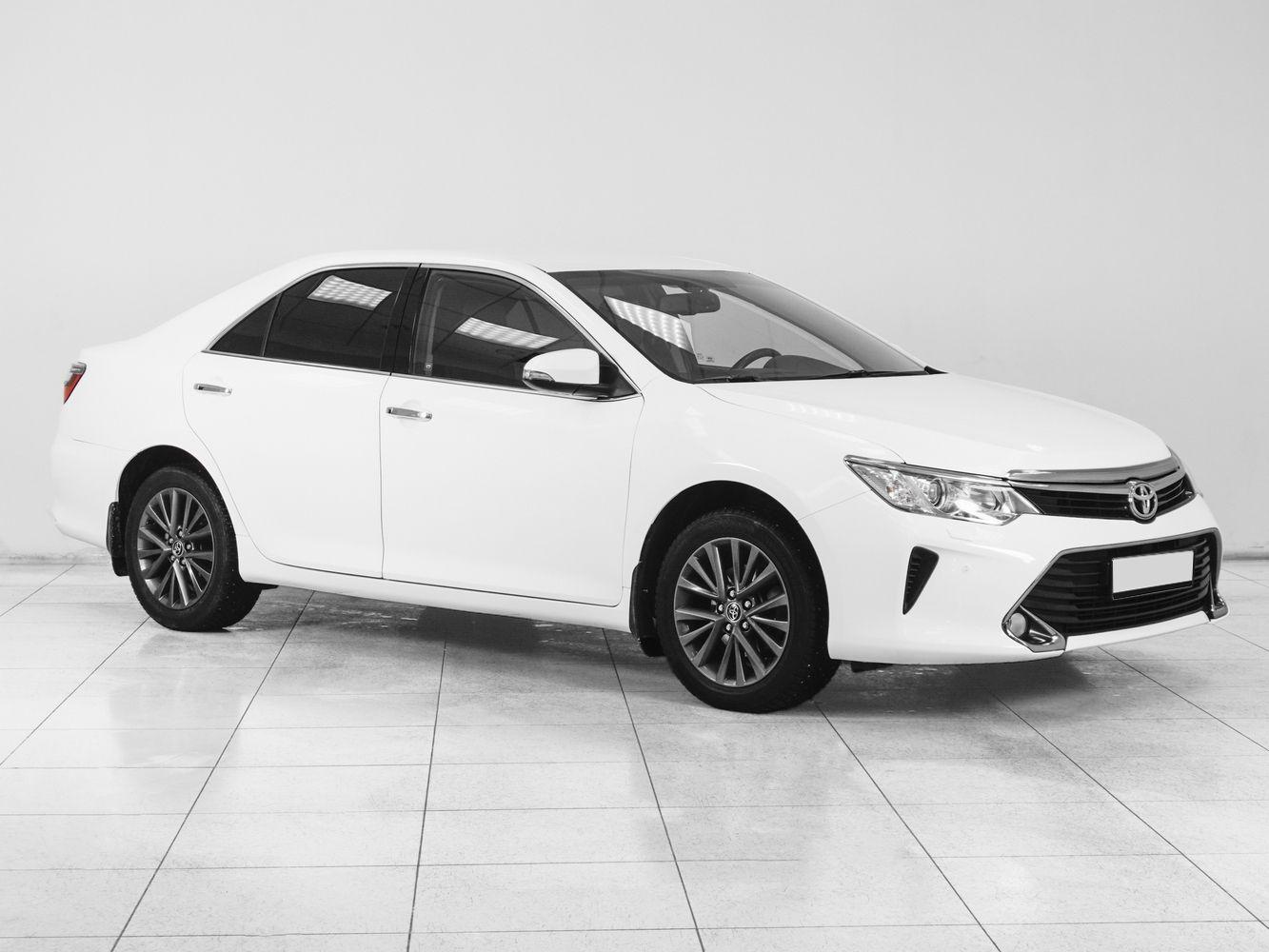 Toyota Camry 2016
