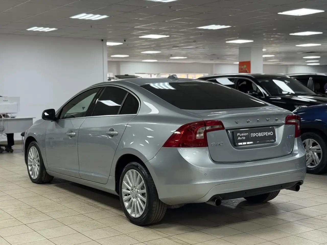 Volvo S60