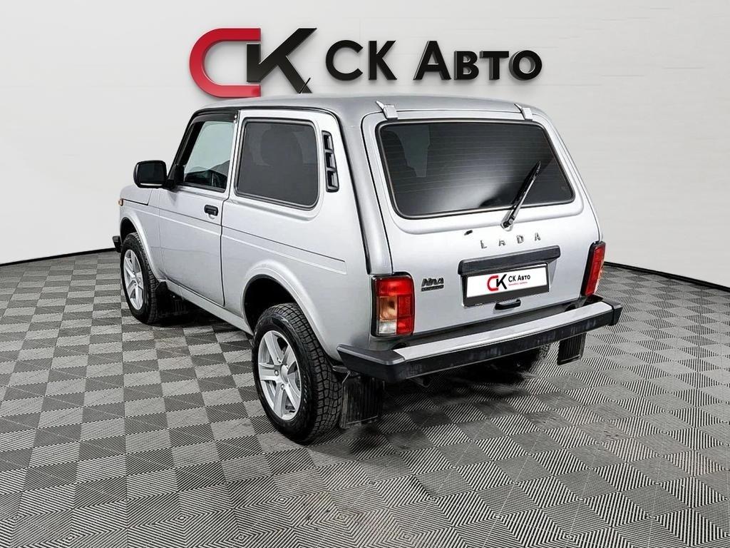 фото автомобиля 3
