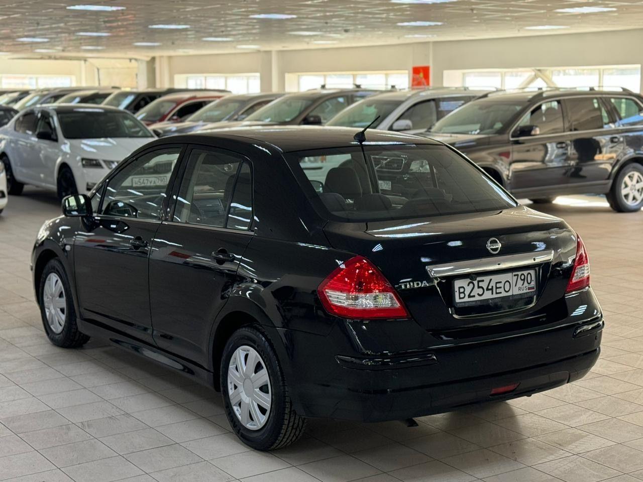 Nissan Tiida