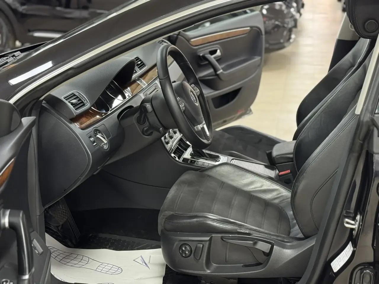 Volkswagen Passat CC