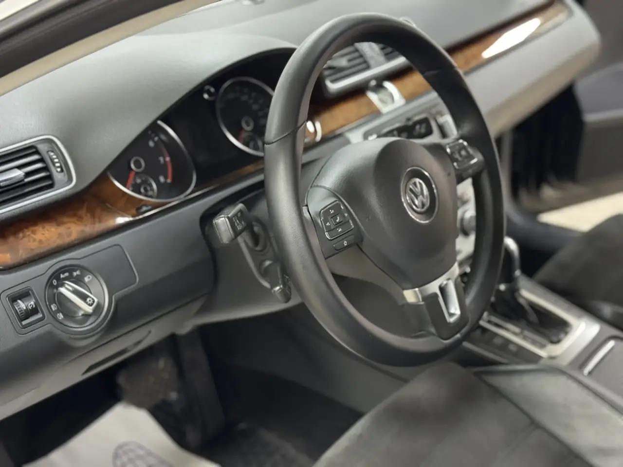 Volkswagen Passat CC