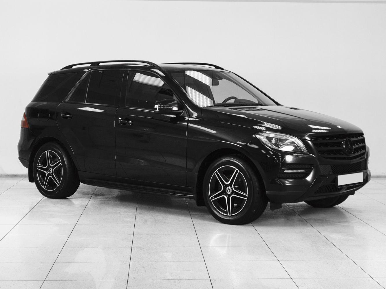 Mercedes-Benz M-Класс 2015