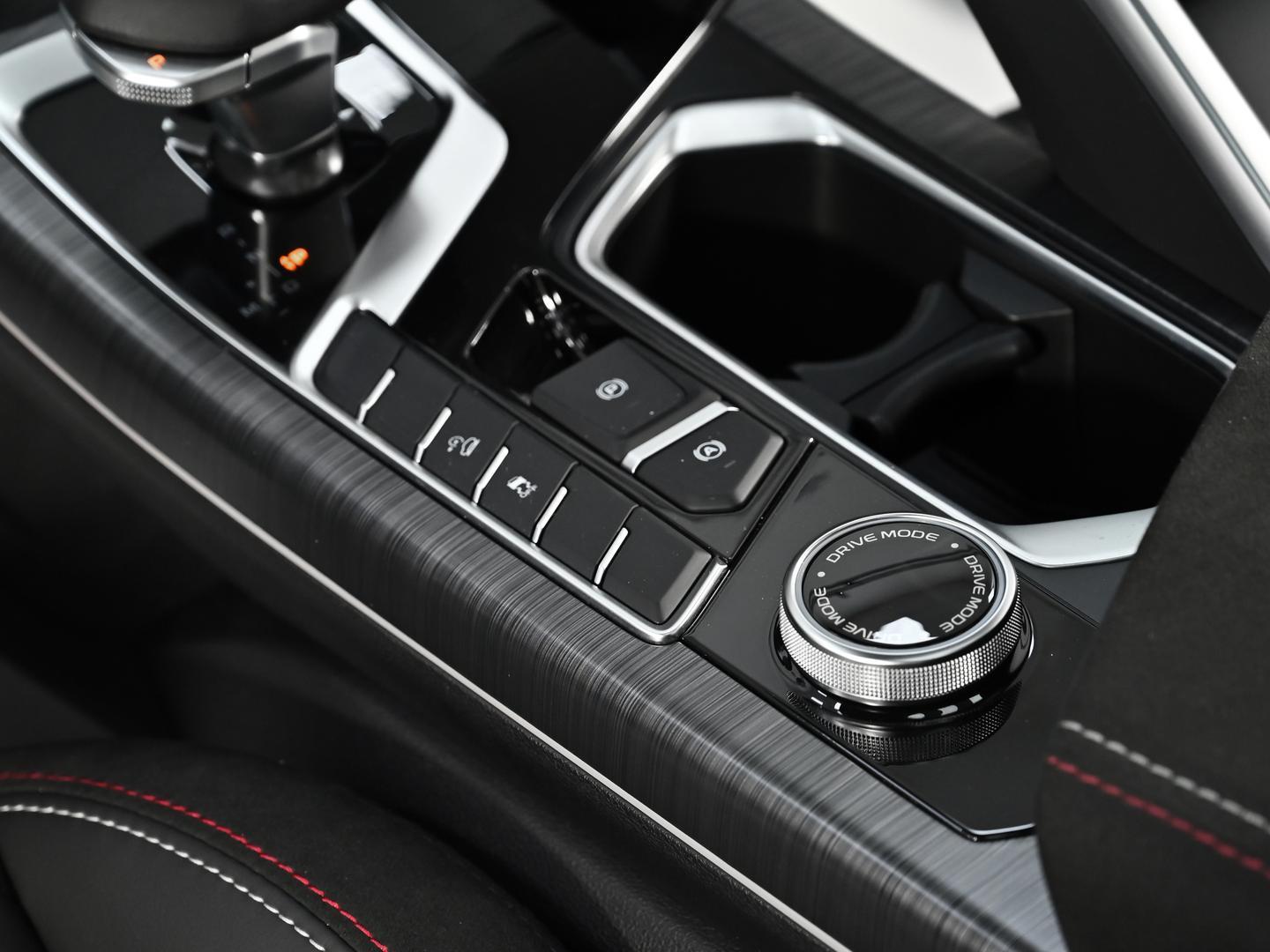 фото автомобиля 12