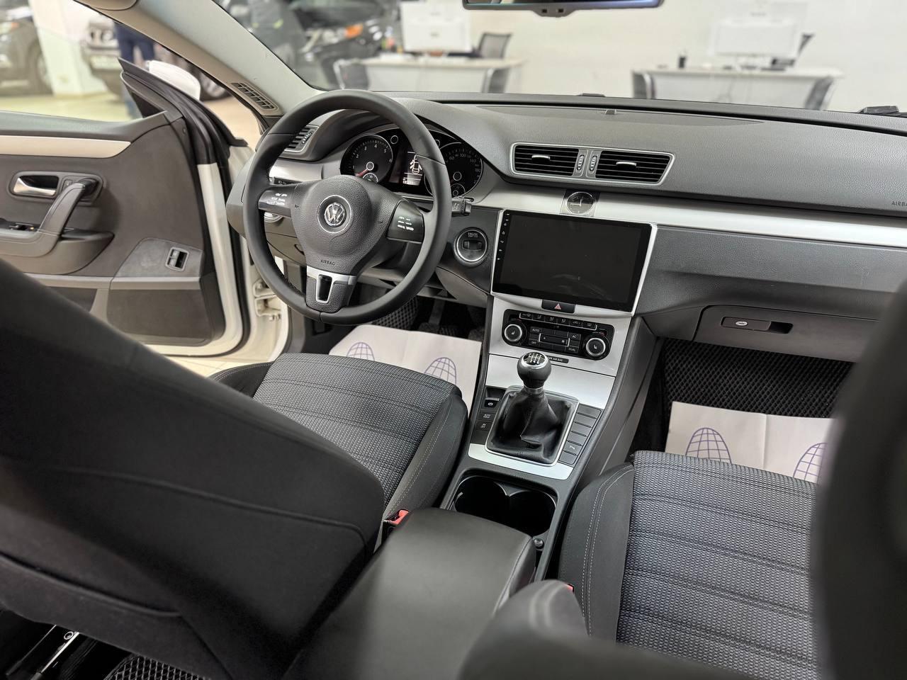 Volkswagen Passat CC