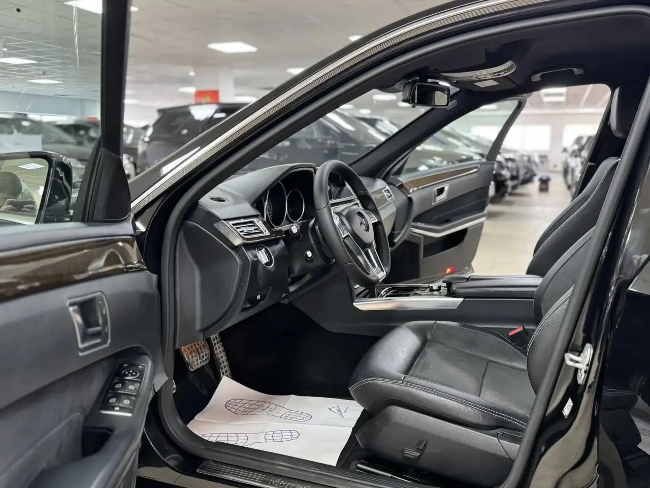 Mercedes-Benz E-Класс