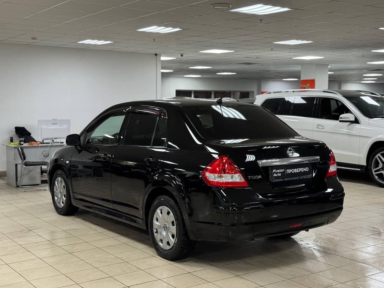 Nissan Tiida