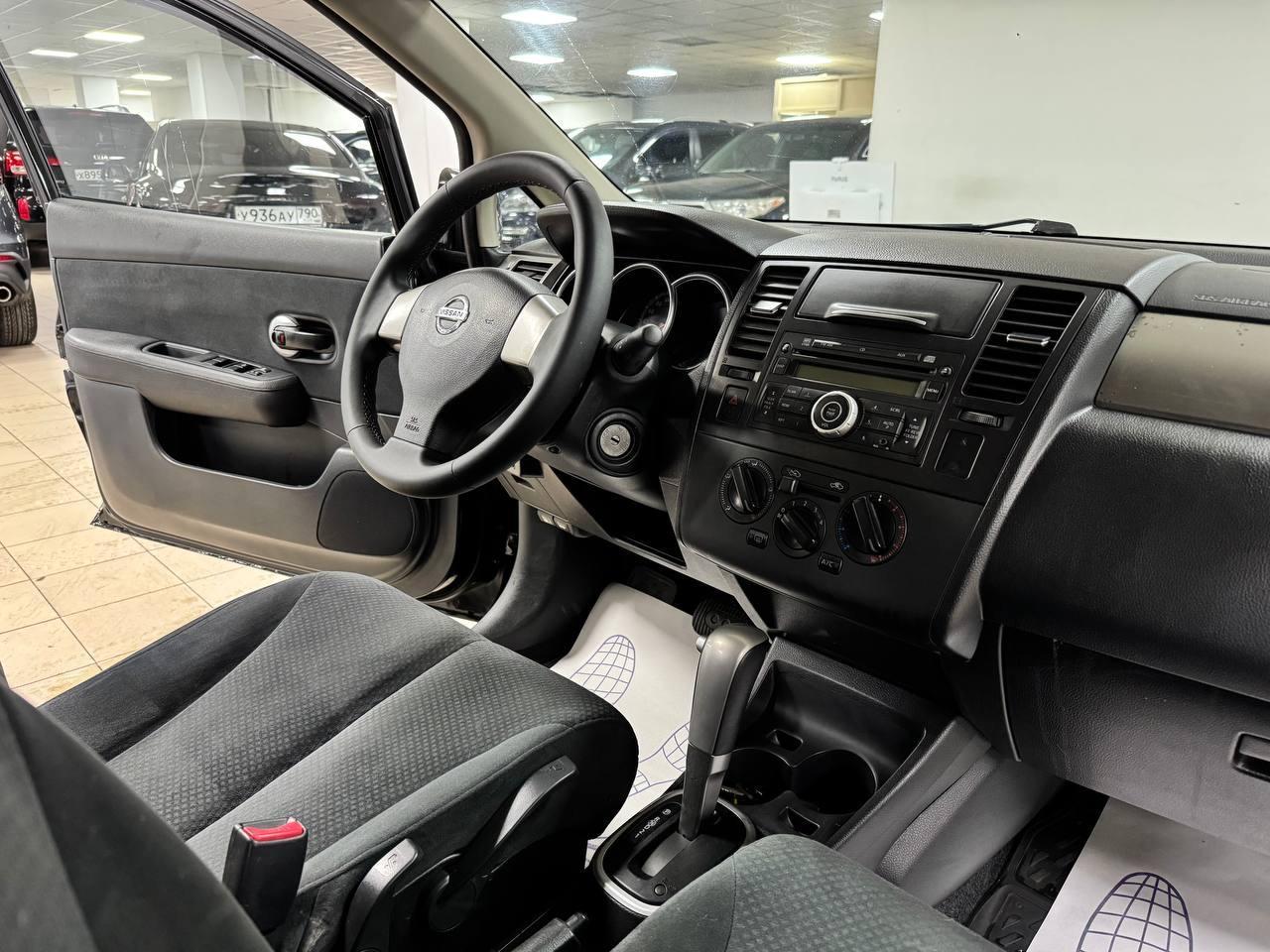 Nissan Tiida
