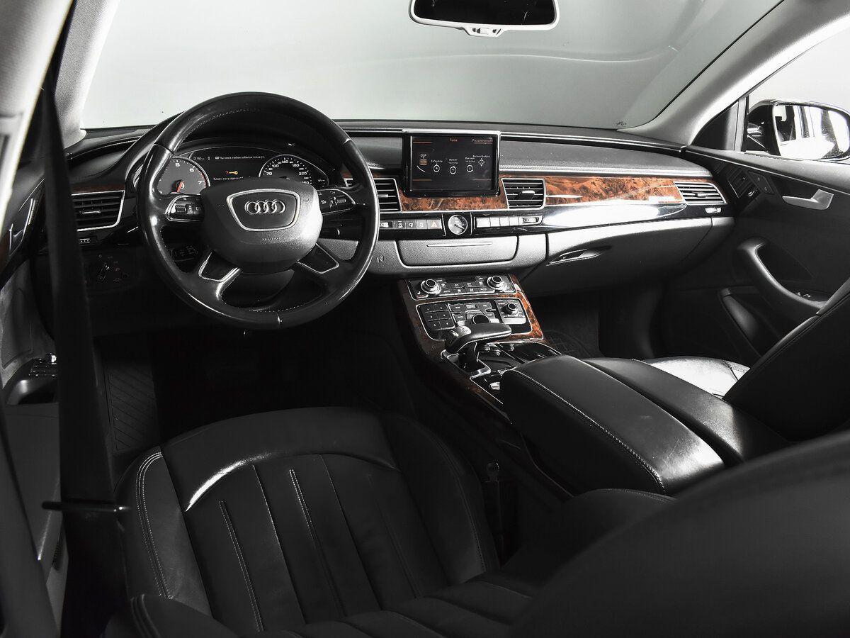 Audi A8, 2015