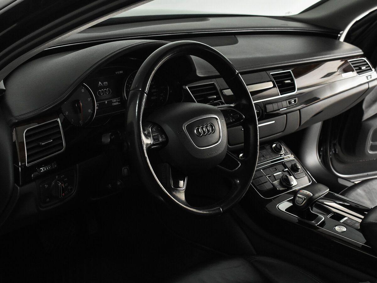 Audi A8, 2015