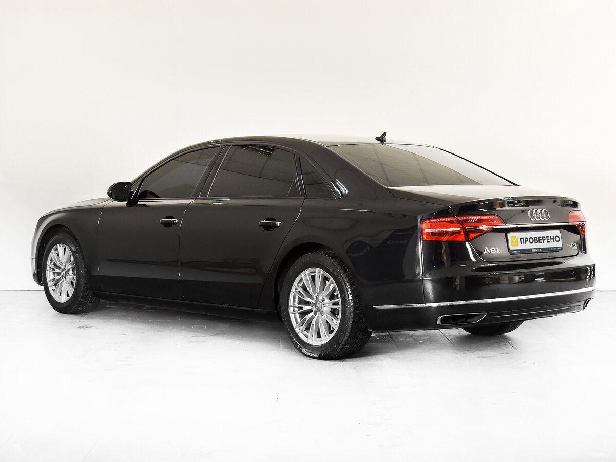 Audi A8, 2015
