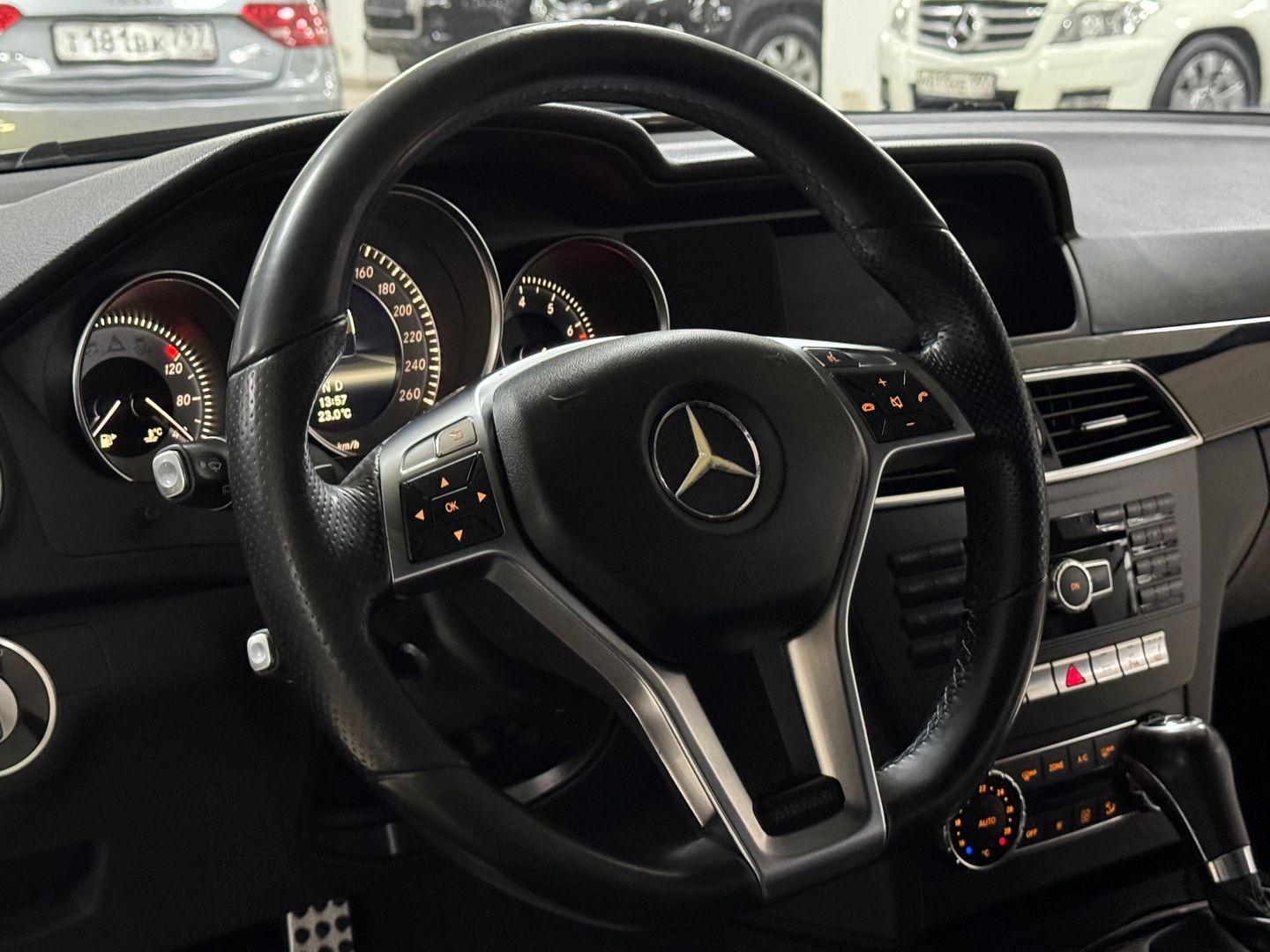 Mercedes-Benz C-Класс