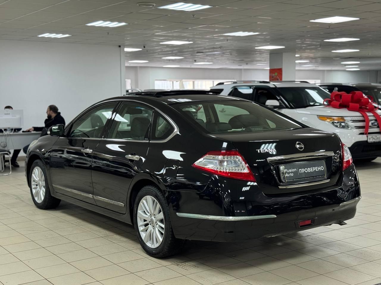 Nissan Teana
