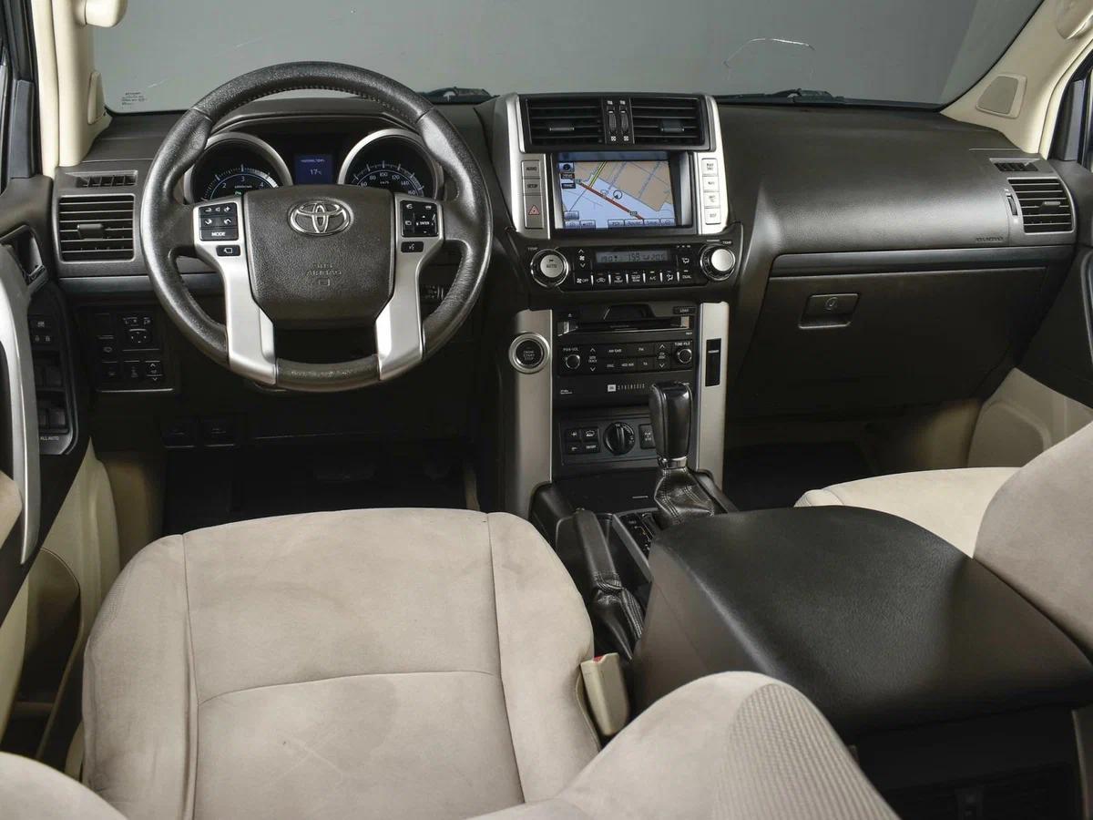 Toyota Land Cruiser Prado, 2013