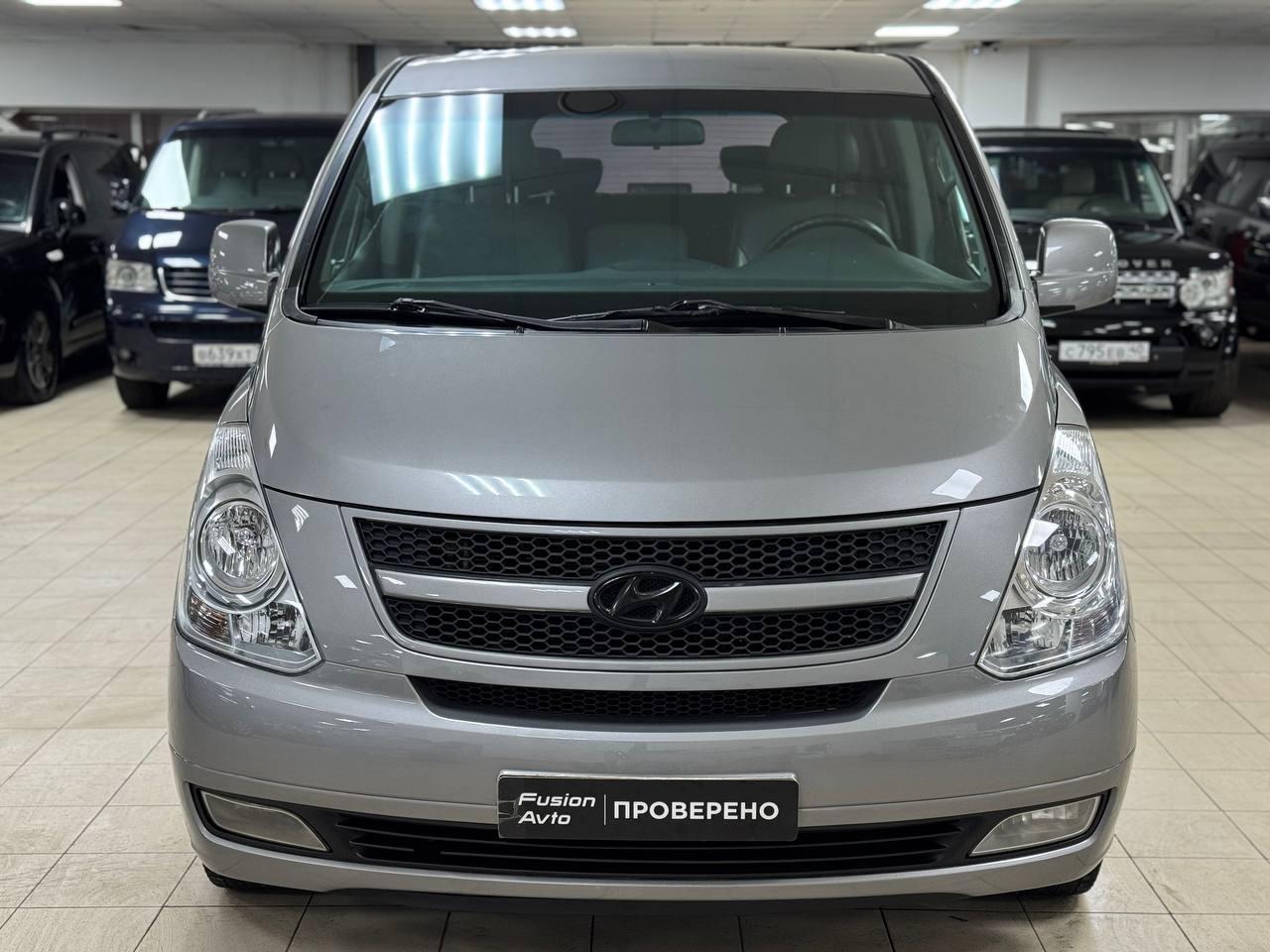 Hyundai Grand Starex