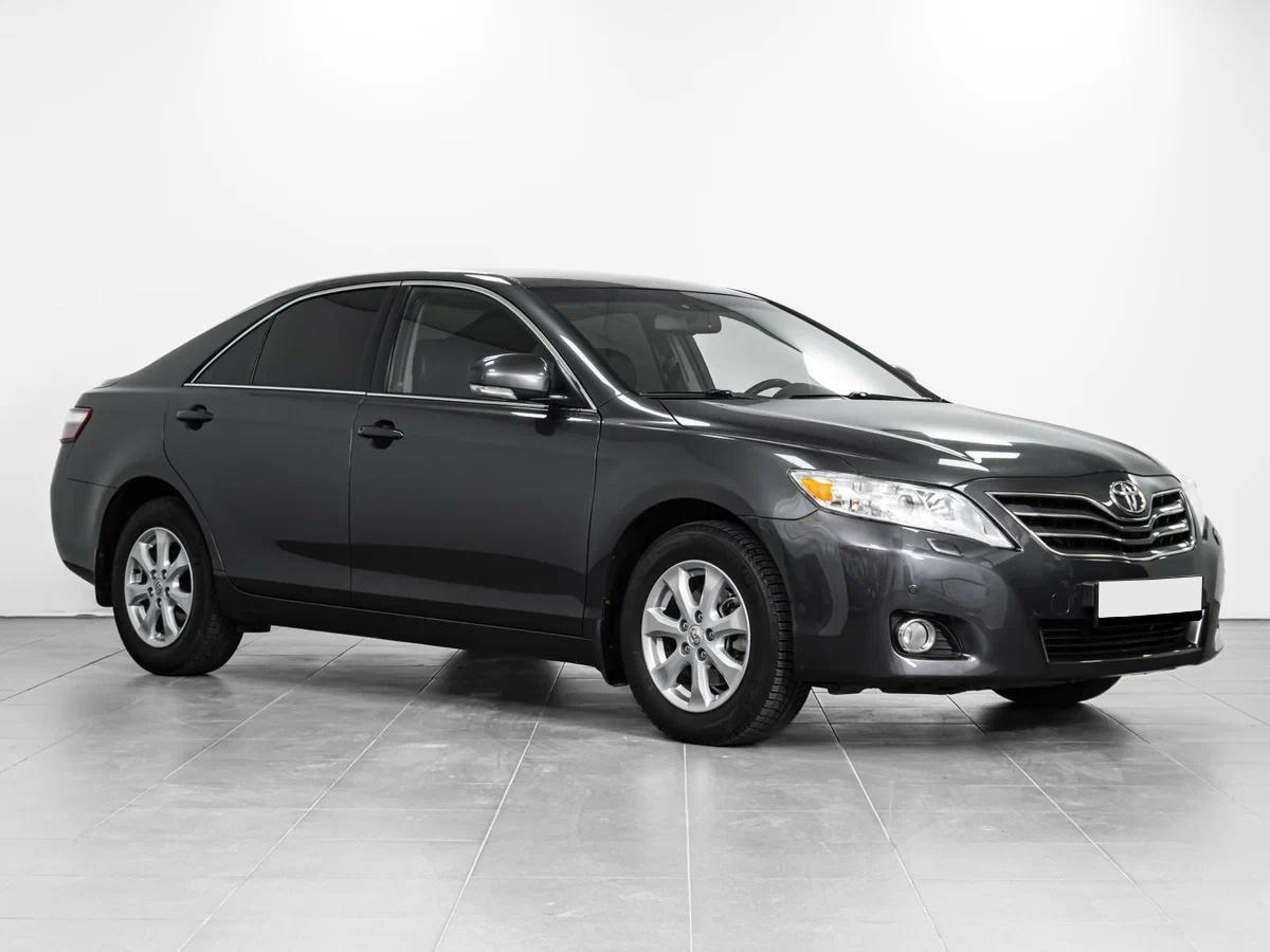 Toyota Camry 2011