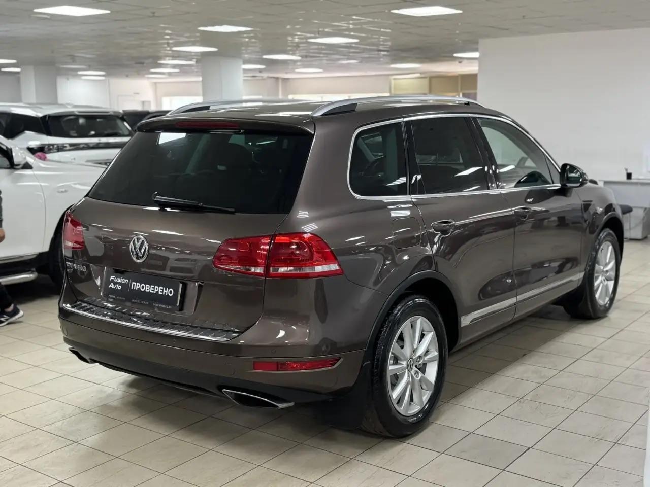 Volkswagen Touareg