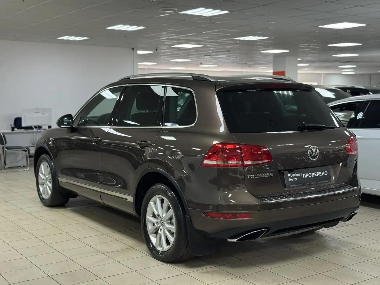 Volkswagen Touareg