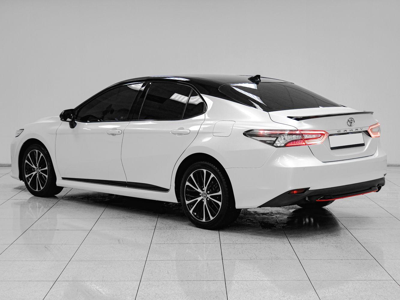 Toyota Camry, 2021