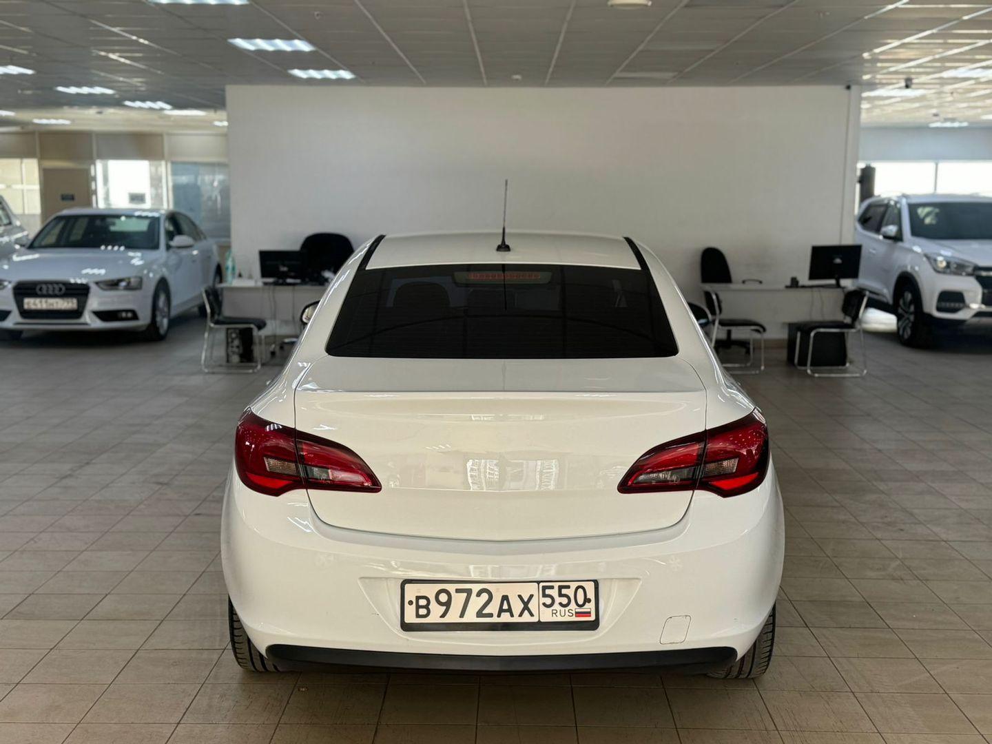 Opel Astra