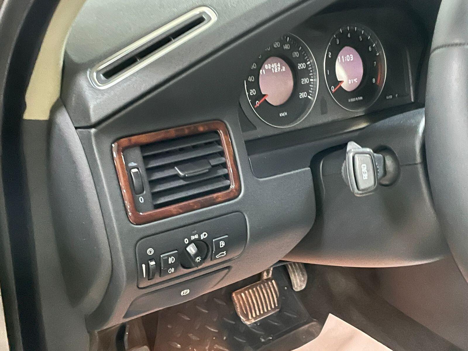 Volvo S80