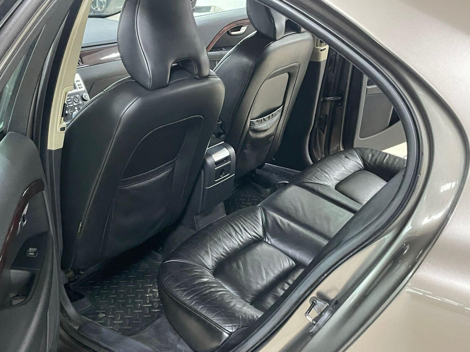 Volvo S80