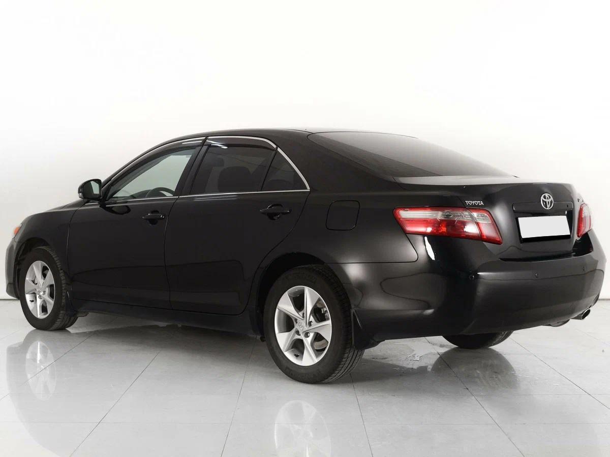 Toyota Camry, 2011