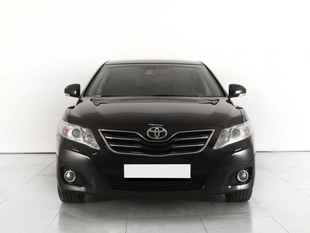 Toyota Camry, 2011