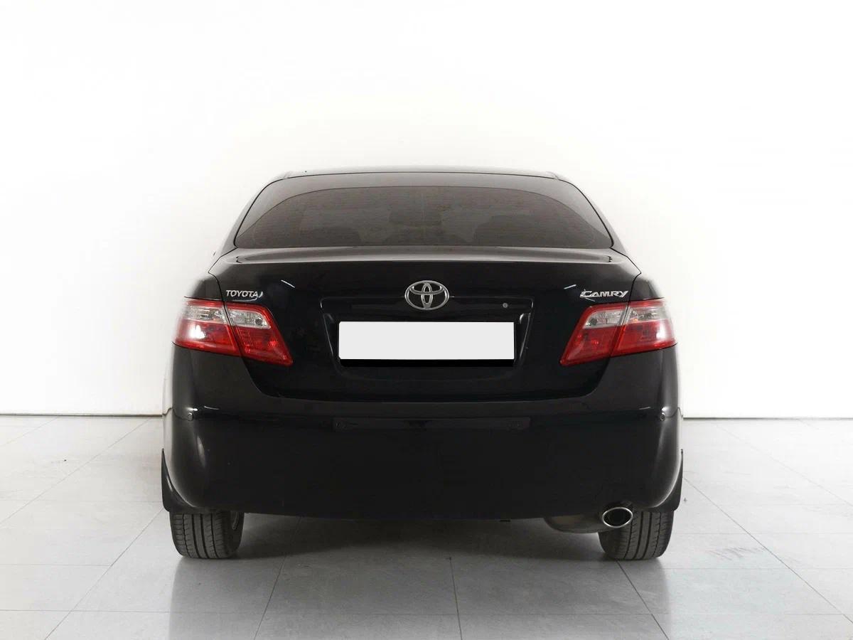 Toyota Camry, 2011