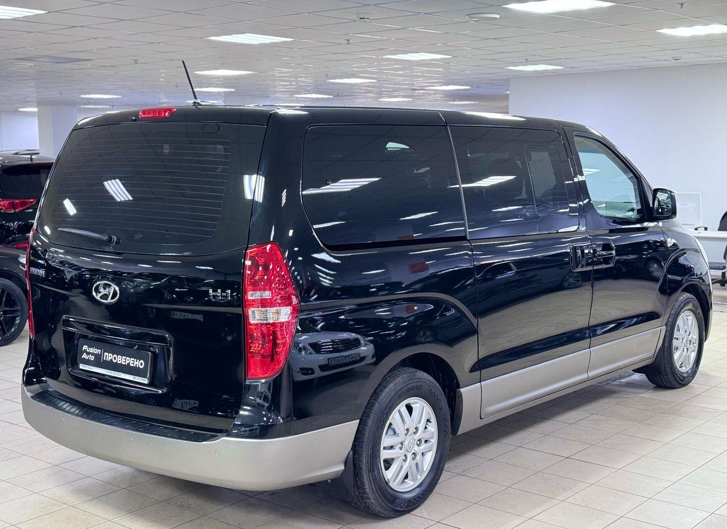 Hyundai H-1